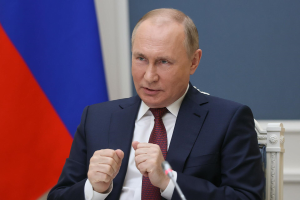 Putin Şimali Koreyanın XİN rəhbəri ilə görüşdü